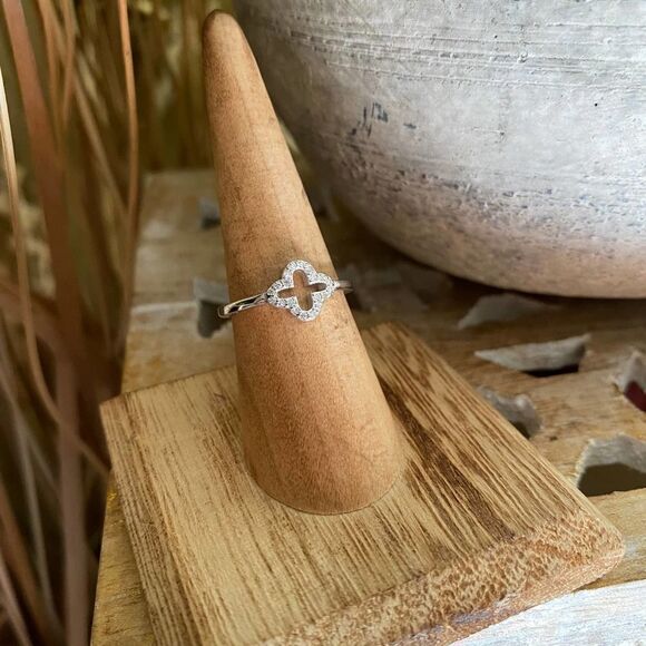 Cubic Zirconia Plus Sign Shape Sterling Silver Ring Size 51/2 - Picture 6 of 7